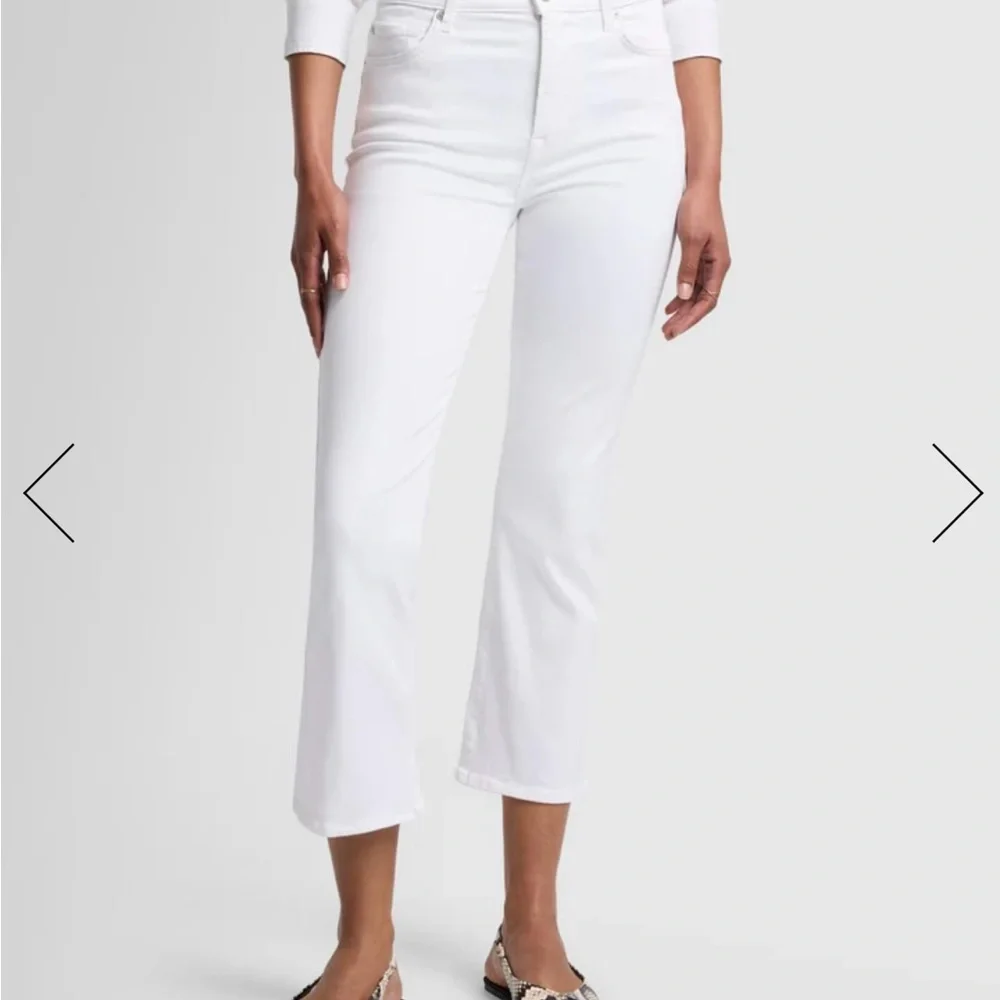 7 For All Mankind High Waist Slim Kick Women's Cropped White Jeans NWT size 31